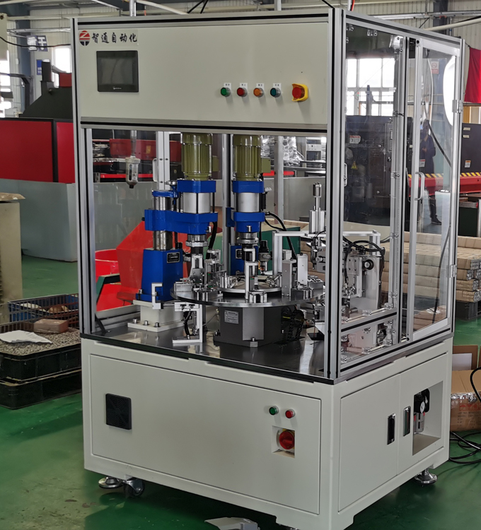 半自動カシメ設(shè)備